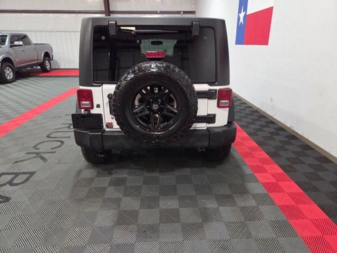 Used 2015 Jeep Wrangler Unlimited Sport w/ Quick Order Package 24S image 13