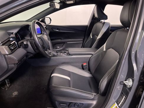 Certified 2025 Toyota Camry SE FWD image 12