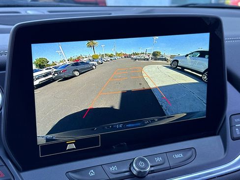 Used 2023 Chevrolet Blazer LT image 28