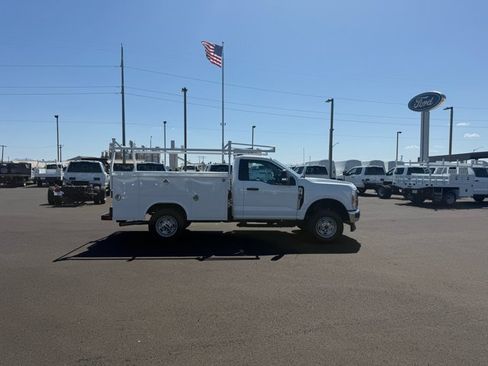 New 2026 Ford F250 XL w/ XL Chrome Package AWD/4WD image 2