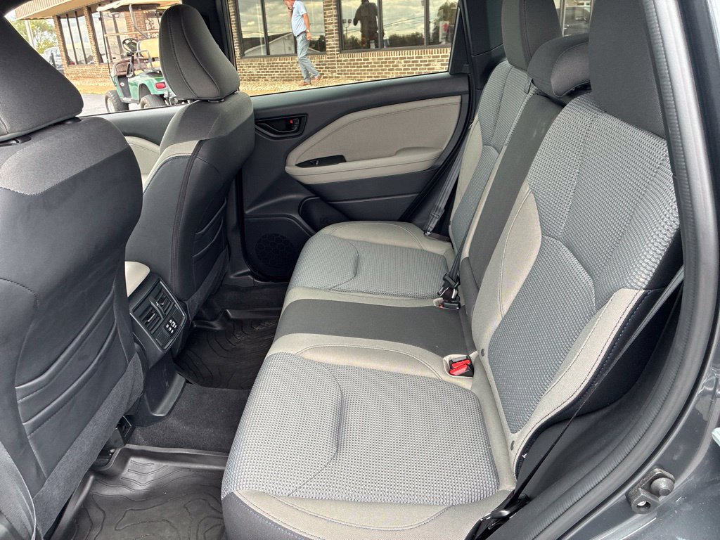 Certified 2025 Subaru Forester Premium AWD/4WD image 13