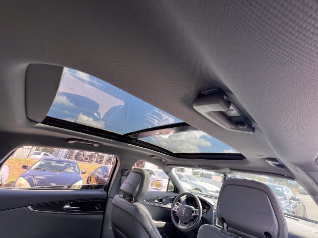 Used 2020 Lincoln Nautilus Reserve FWD image 30