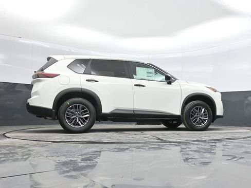 New 2026 Nissan Rogue S image 42