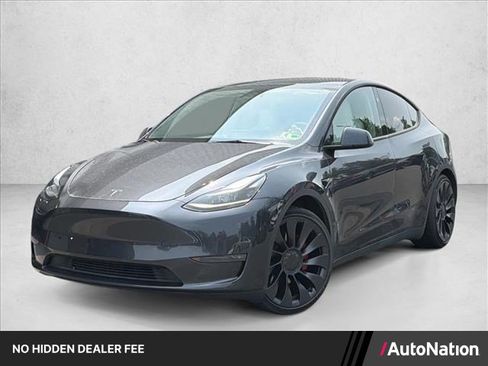 Used 2024 Tesla Model Y Performance AWD/4WD image 1