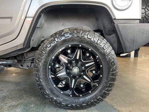Used 2008 HUMMER H2 SUT AWD/4WD image 18