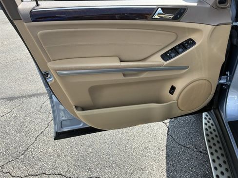 Used 2011 Mercedes-Benz ML 350 4MATIC image 12