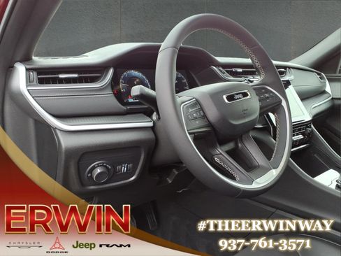 Certified 2024 Jeep Grand Cherokee Altitude AWD/4WD image 14