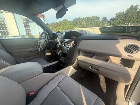 Used 2013 Honda Pilot Touring image 22