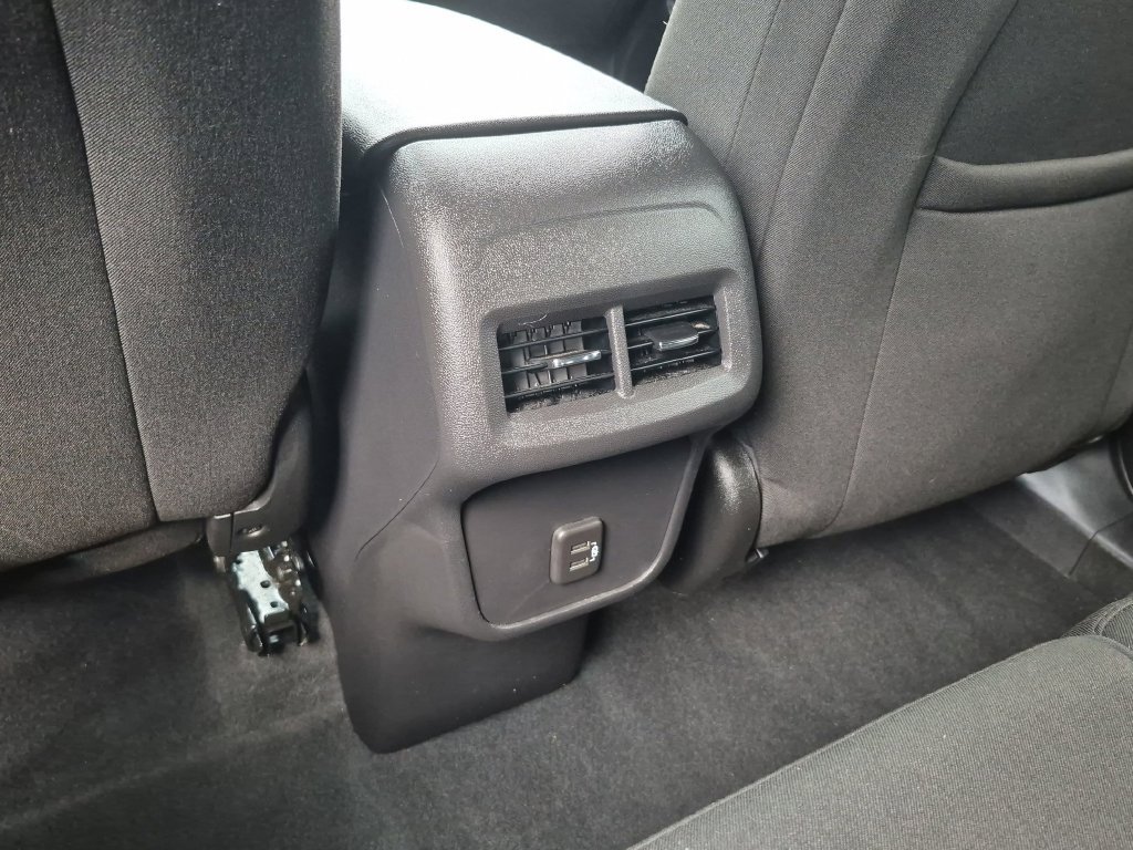 Certified 2023 Chevrolet Equinox LT AWD/4WD image 33