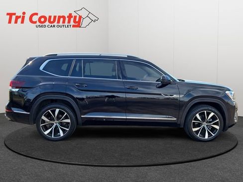 Used 2024 Volkswagen Atlas SEL Premium R-Line image 9