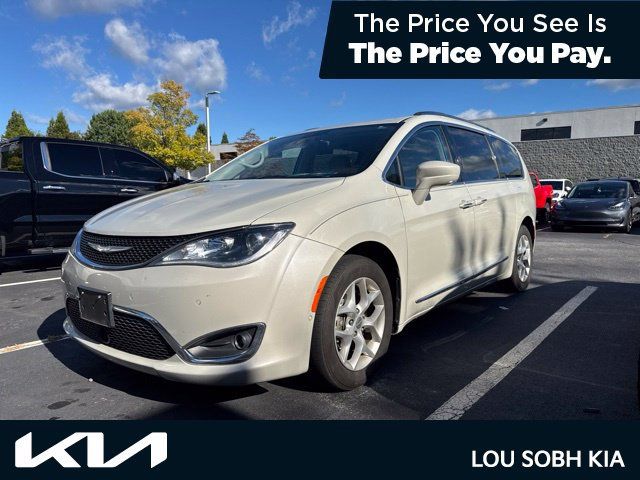 Used 2017 Chrysler Pacifica Touring-L Plus w/ Advanced Safetytec Group FWD image 1