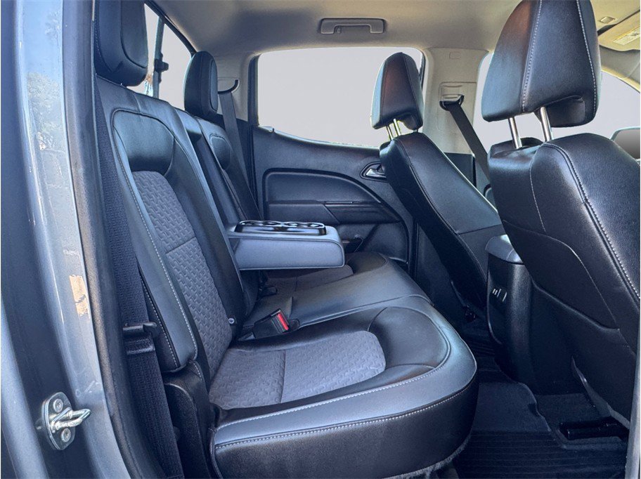 Used 2018 Chevrolet Colorado Z71 AWD/4WD image 25