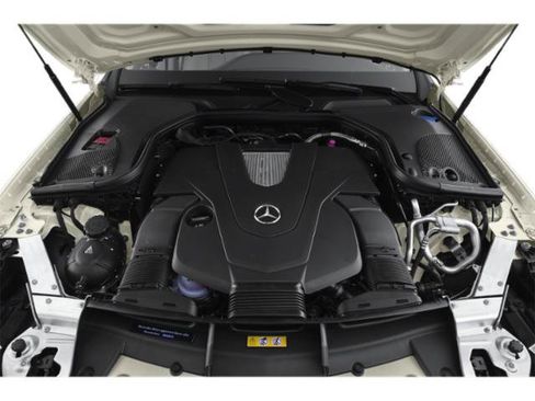 Used 2019 Mercedes-Benz E 450 4MATIC Wagon image 12