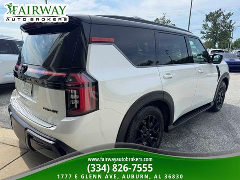 Used 2025 Nissan Armada PRO-4X w/ Pro-4X Premium Package AWD/4WD image 5