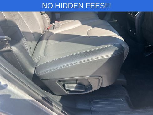 Used 2023 Hyundai Santa Fe SEL w/ Premium Package image 13