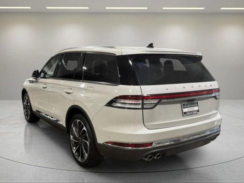 Used 2023 Lincoln Aviator Reserve w/ Equipment Group 201A AWD/4WD image 15