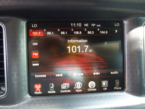 Used 2016 Dodge Charger SXT RWD image 22