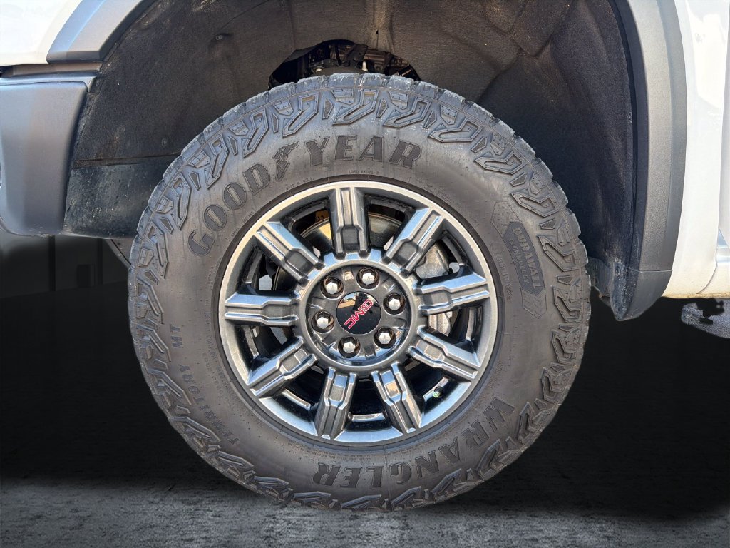 Certified 2024 GMC Sierra 1500 AT4X AWD/4WD image 30
