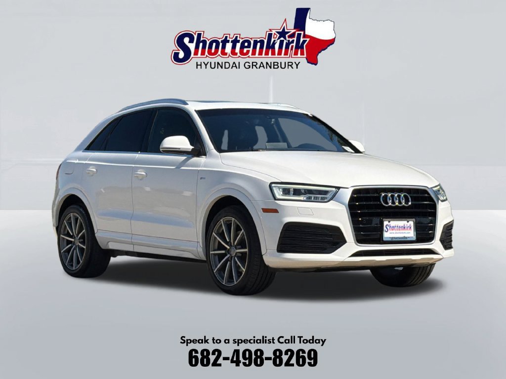 Used 2018 Audi Q3 2.0T Premium Plus w/ Premium Plus Package FWD image 3