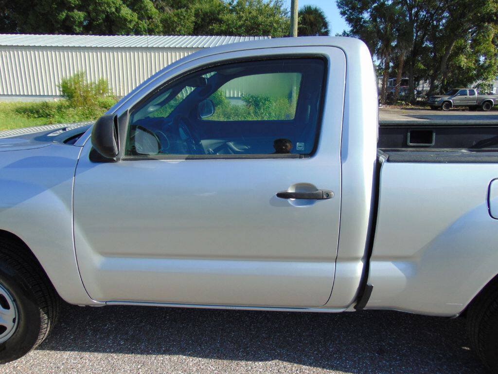 Used 2014 Toyota Tacoma 2WD Regular Cab image 3