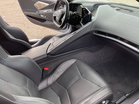Used 2024 Chevrolet Corvette Stingray Preferred Cpe w/ Z51 Performance Package RWD image 20