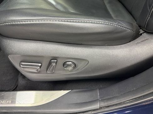 Used 2021 Toyota Highlander Limited FWD image 27