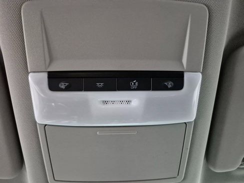 Used 2023 Nissan Rogue S image 21