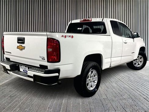 Used 2018 Chevrolet Colorado W/T w/ WT Convenience Package image 2