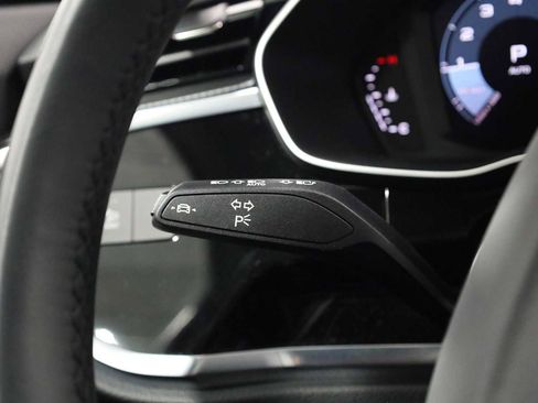 Used 2024 Audi Q3 2.0T Premium Plus image 29