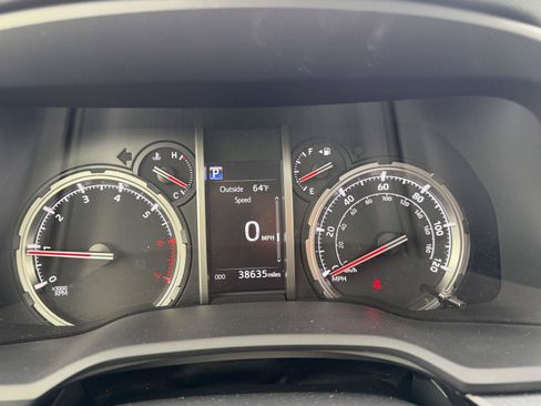 Used 2023 Toyota 4Runner TRD Off-Road Premium w/ Moonroof Package AWD/4WD image 13