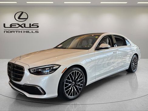 Used 2021 Mercedes-Benz S 580 4MATIC Sedan image 1
