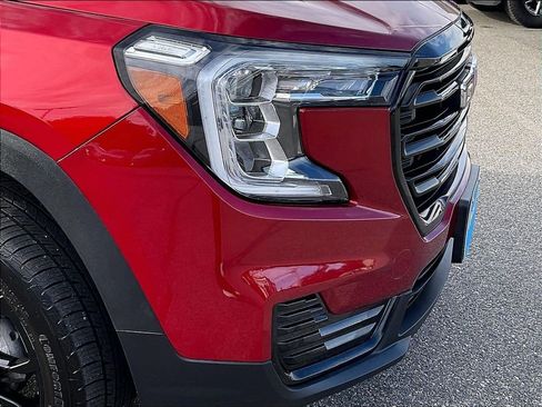 Used 2023 GMC Terrain SLE w/ Driver Convenience Package AWD/4WD image 31