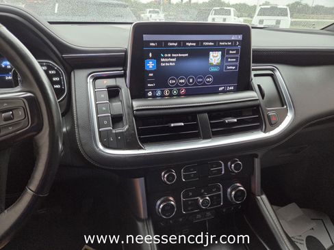 Used 2021 GMC Yukon SLT w/ SLT Premium Package RWD image 8