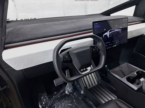 Used 2024 Tesla Cybertruck Cyberbeast AWD/4WD image 9