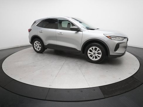 Used 2023 Ford Escape Active image 13
