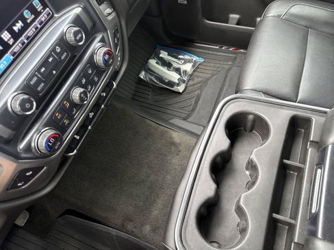 Used 2018 Chevrolet Silverado 1500 LT w/ All Star Edition AWD/4WD image 27