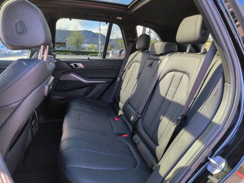 Certified 2022 BMW X5 xDrive40i w/ Executive Package image 30