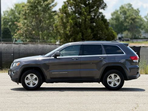 Used 2016 Jeep Grand Cherokee Laredo w/ Quick Order Package 23E AWD/4WD image 8