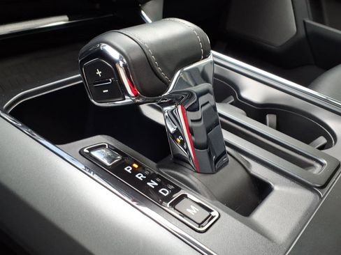 Used 2022 Ford F150 Lariat w/ Equipment Group 502A High image 16