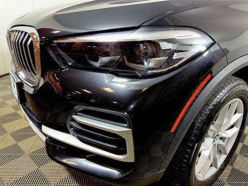 Used 2022 BMW X5 xDrive40i w/ Climate Comfort Package image 27