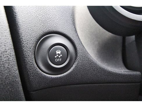 Used 2017 Nissan 370Z NISMO image 13