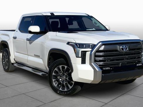 Used 2023 Toyota Tundra Limited image 2