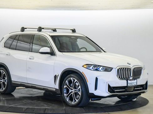 Certified 2024 BMW X5 xDrive40i w/ Premium Package AWD/4WD image 6
