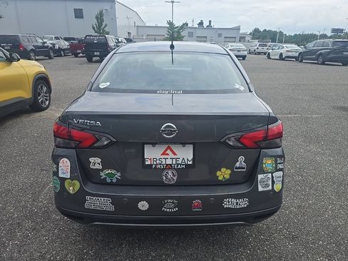 Used 2021 Nissan Versa S FWD image 6