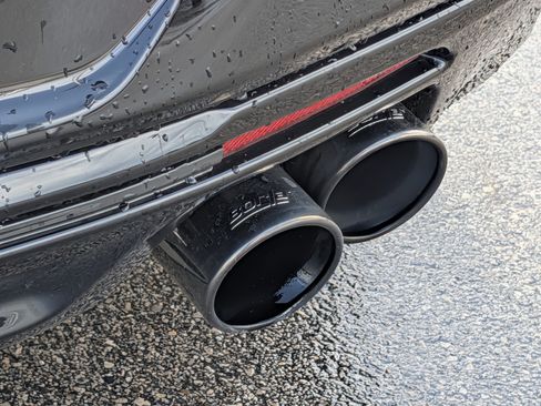 Used 2019 Chevrolet Camaro ZL1 RWD image 14