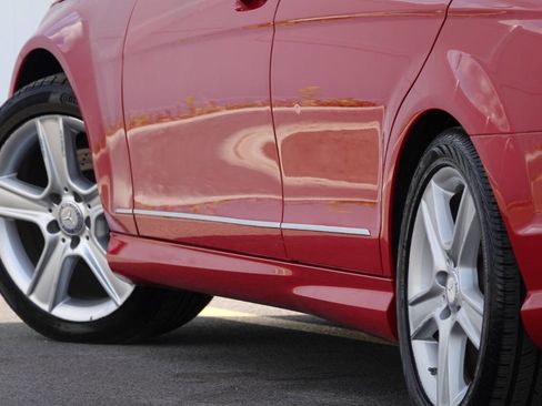 Used 2010 Mercedes-Benz C 300 Sedan image 16