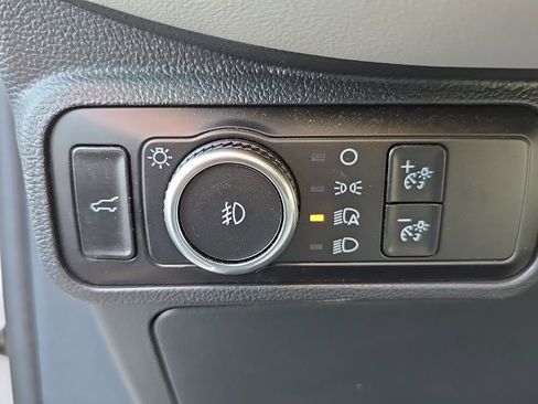 Used 2025 Ford Explorer Active w/ Active Comfort Package image 20