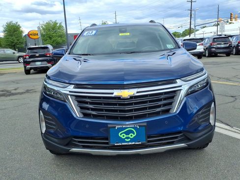 Certified 2023 Chevrolet Equinox LT AWD/4WD image 2