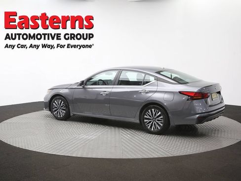 Used 2024 Nissan Altima 2.5 SV FWD image 62