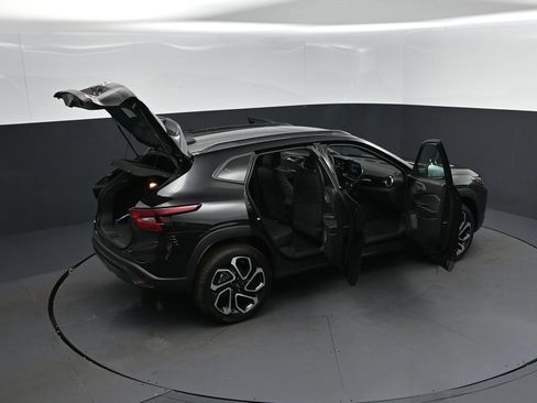 New 2026 Chevrolet Trax RS w/ Sunroof Package FWD image 45